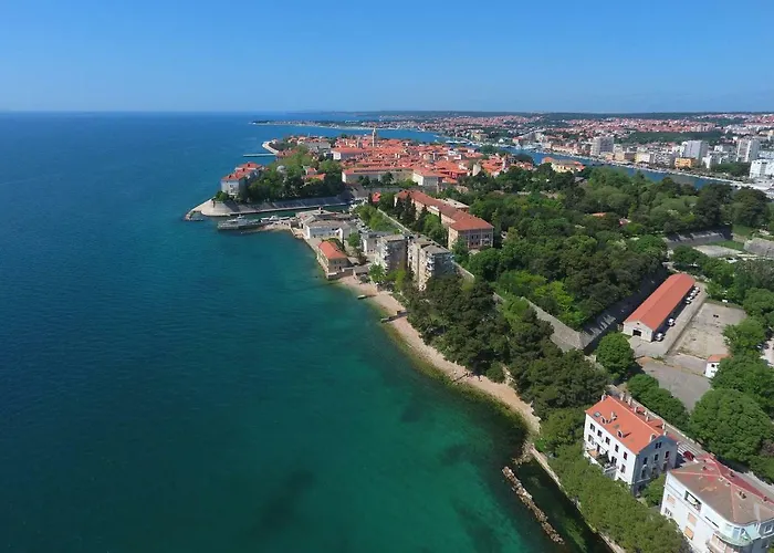Seafront Beach Apartment - Directly At The Beach
