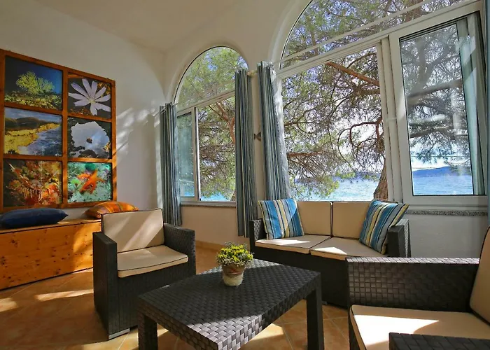 Seafront Beach Apartment - Directly At The Beach