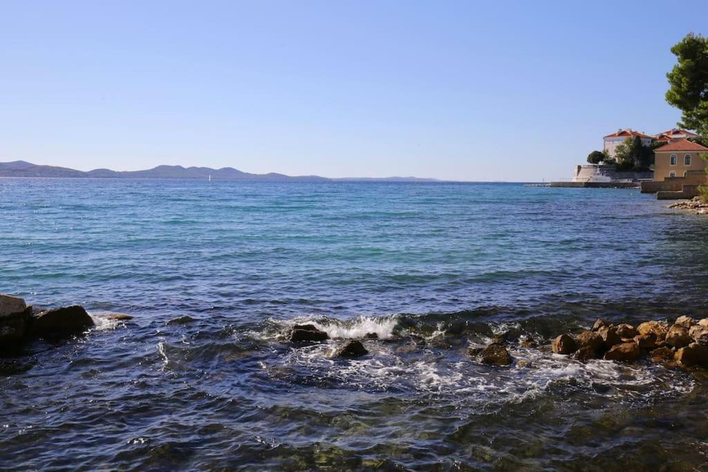 Seafront - Directly At The Apartment *