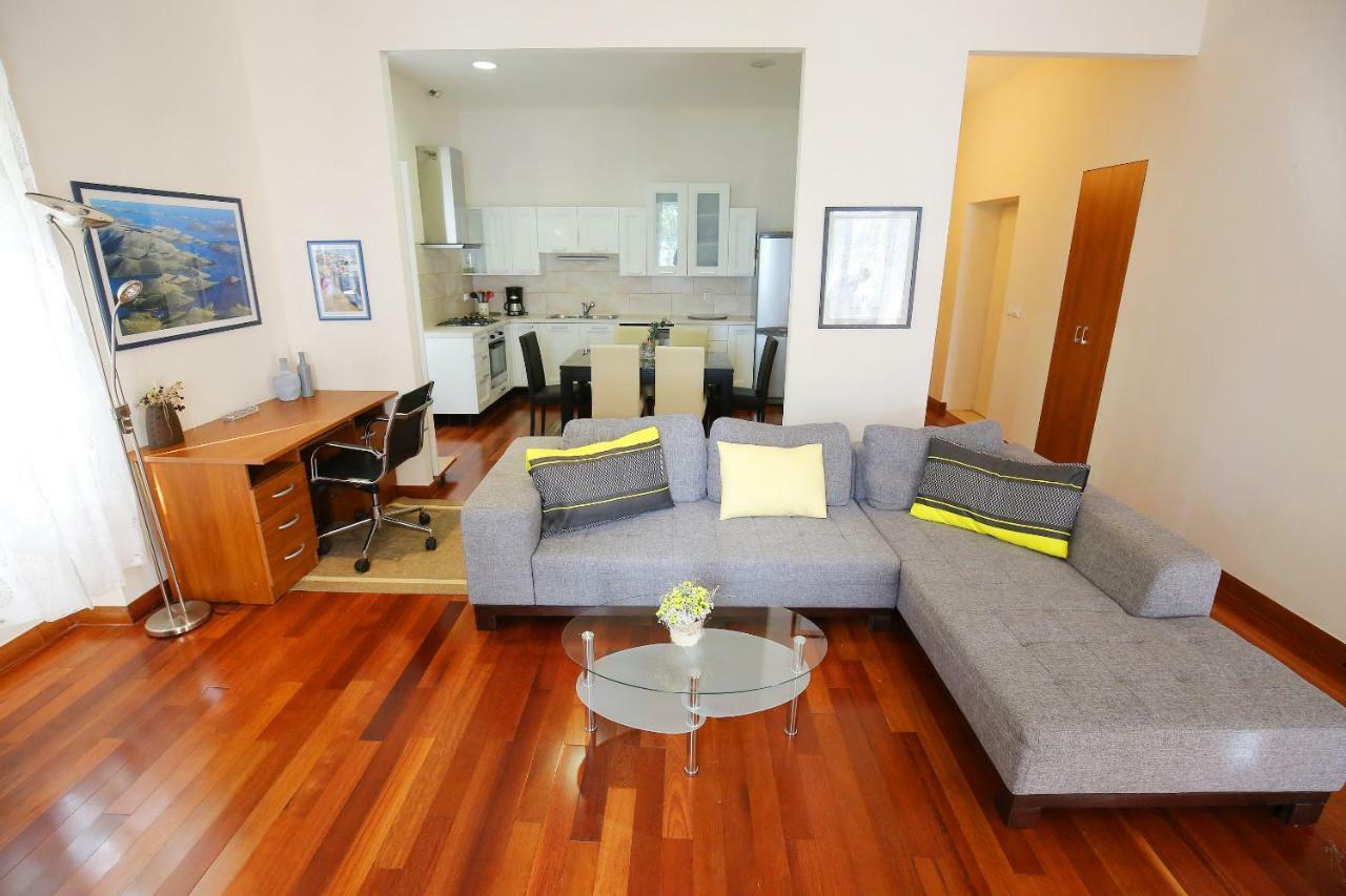 Apartment Seafront - Directly At The